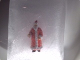 Biwyfi / Motto des Monats Februar: eisig – oder – Was macht der Weihnachtsmann im Eisschrank?